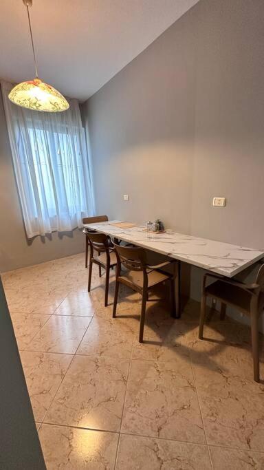 Super House Blloku - 3 Rooms Tirana Exterior foto